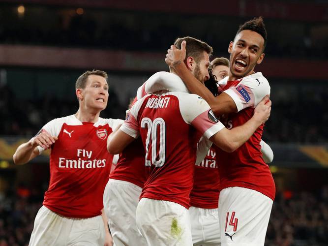 爱游戏-足坛豪门争锋，冠军榜首悬念谁能揭晓的简单介绍