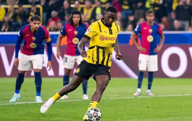 巴伦西亚惊险晋级，杀进欧冠半决赛