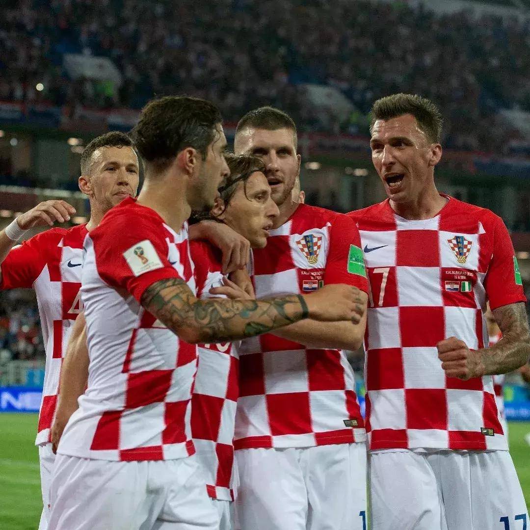 爱游戏体育-包含匈牙利队火力全开，壮举晋级欧预赛小组赛的词条