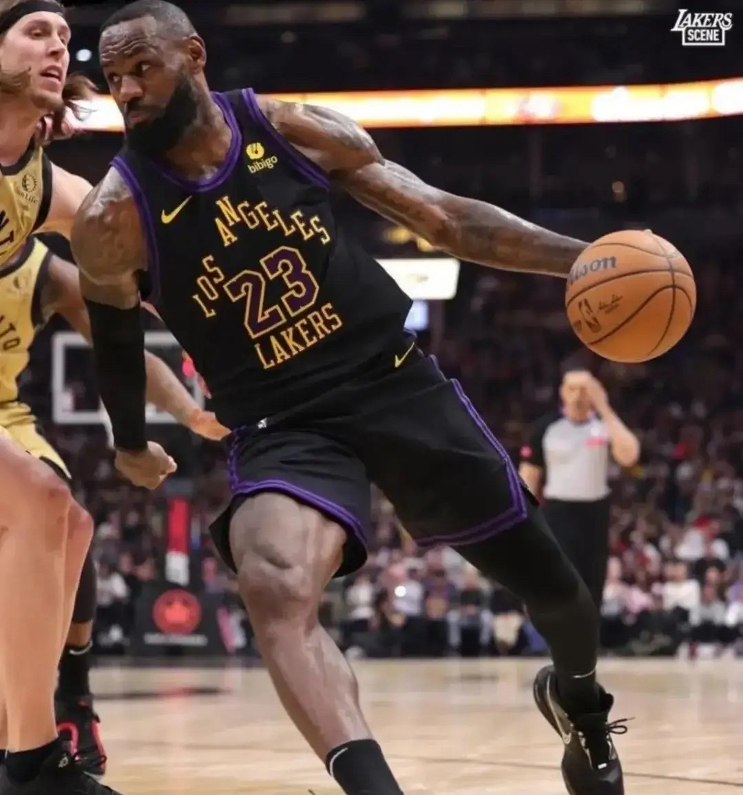 本轮NBA：湖人碾压C罗，出线形势明朗