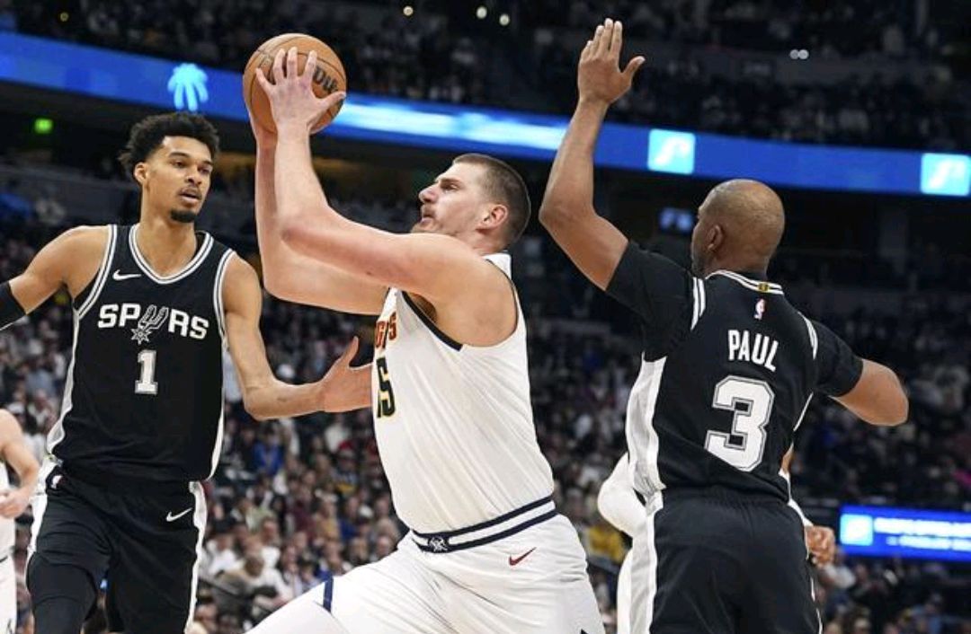 掘金客场力克马刺，约基奇数据全面