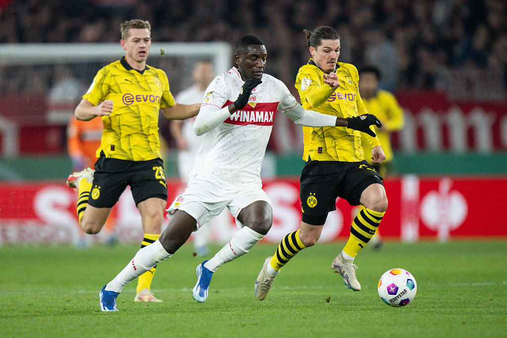 关于斯图加特主场逆转多特蒙德，保级形势险恶的信息