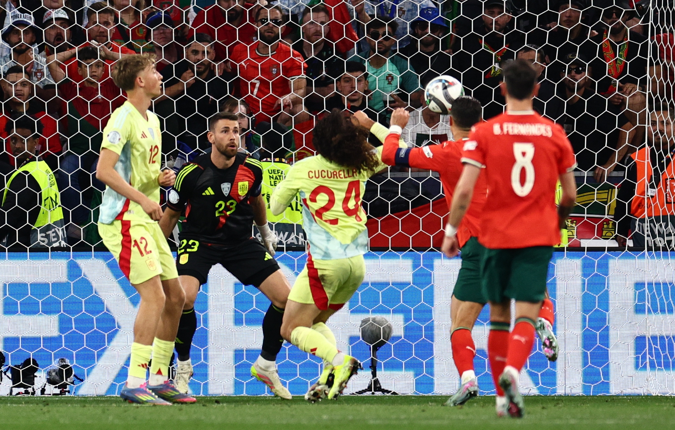 爱游戏体育-比利时擒葡萄牙，晋级非洲足协杯半决赛的简单介绍