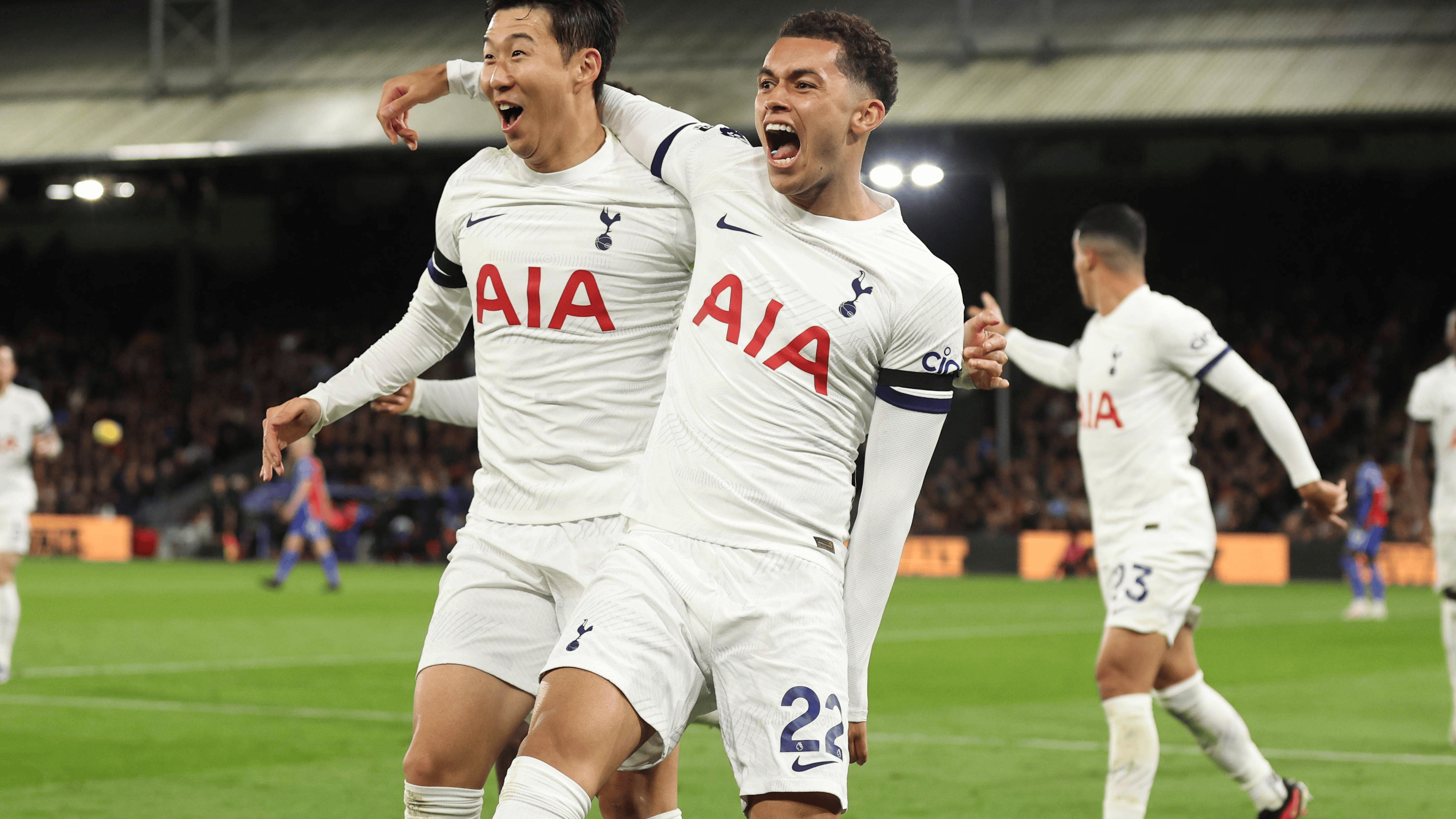 爱游戏APP-关于热刺主场逼平埃弗顿，争取更多胜利的信息