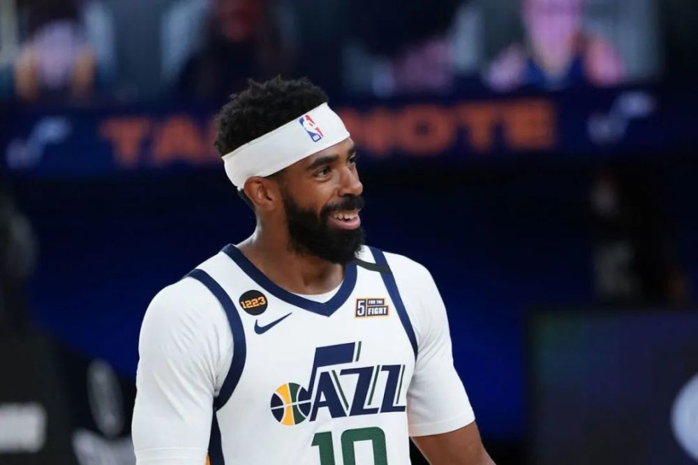 爵士绝杀老鹰，康利三分绝杀