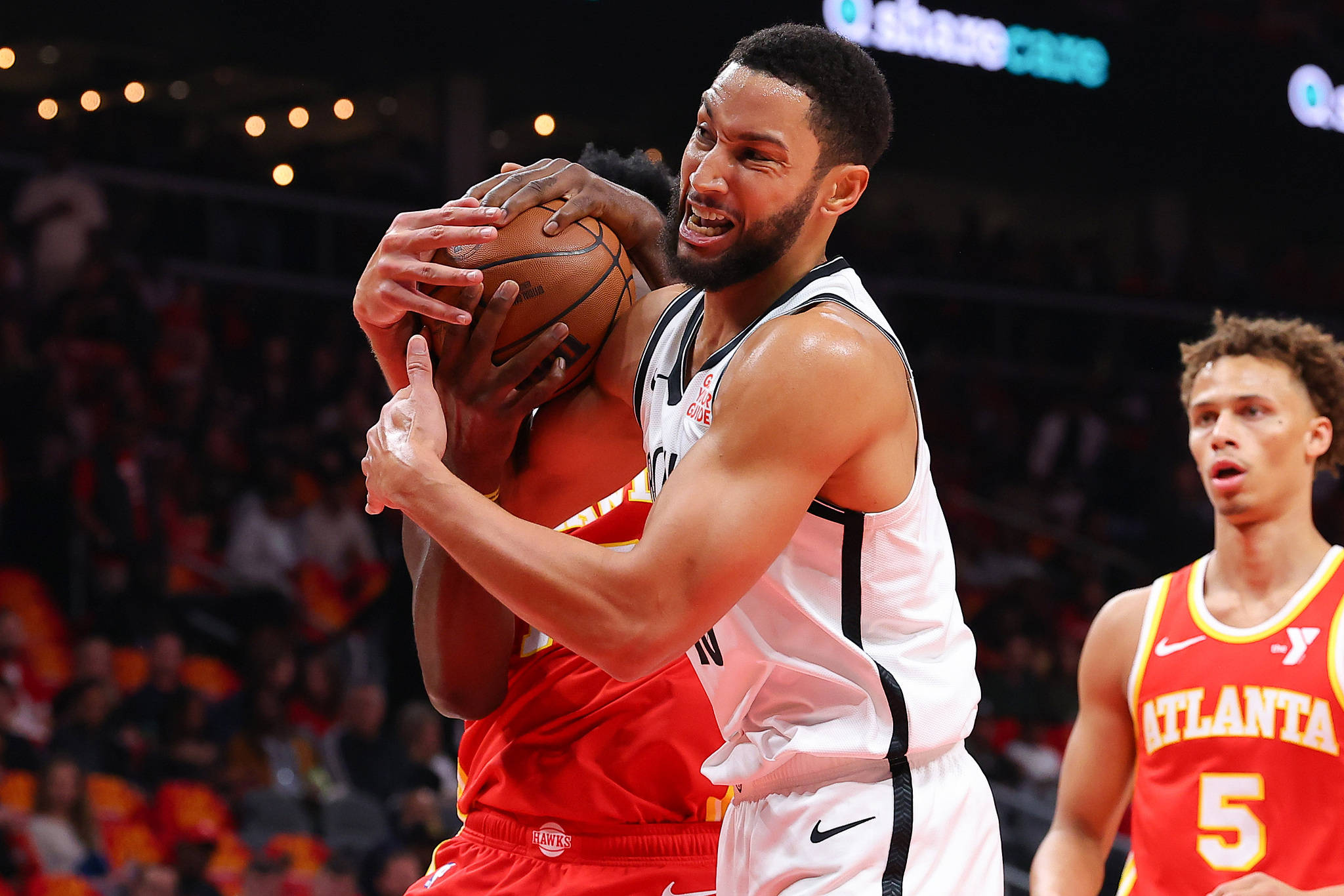 包含爵士客场击败篮网，迎来幸运连胜的词条