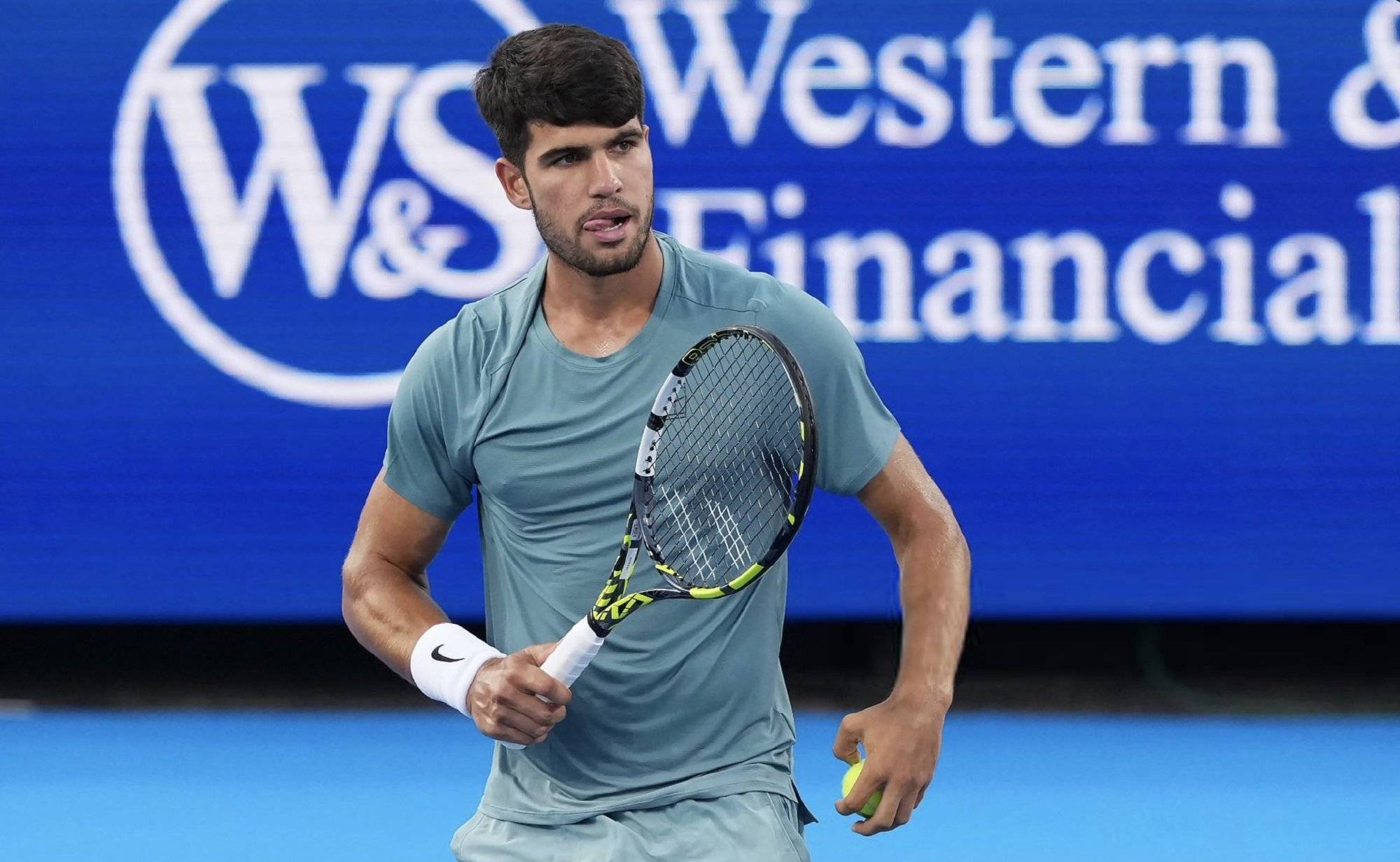 西班牙网球队逆转法国网球队，阿尔卡拉斯爆发神勇的简单介绍