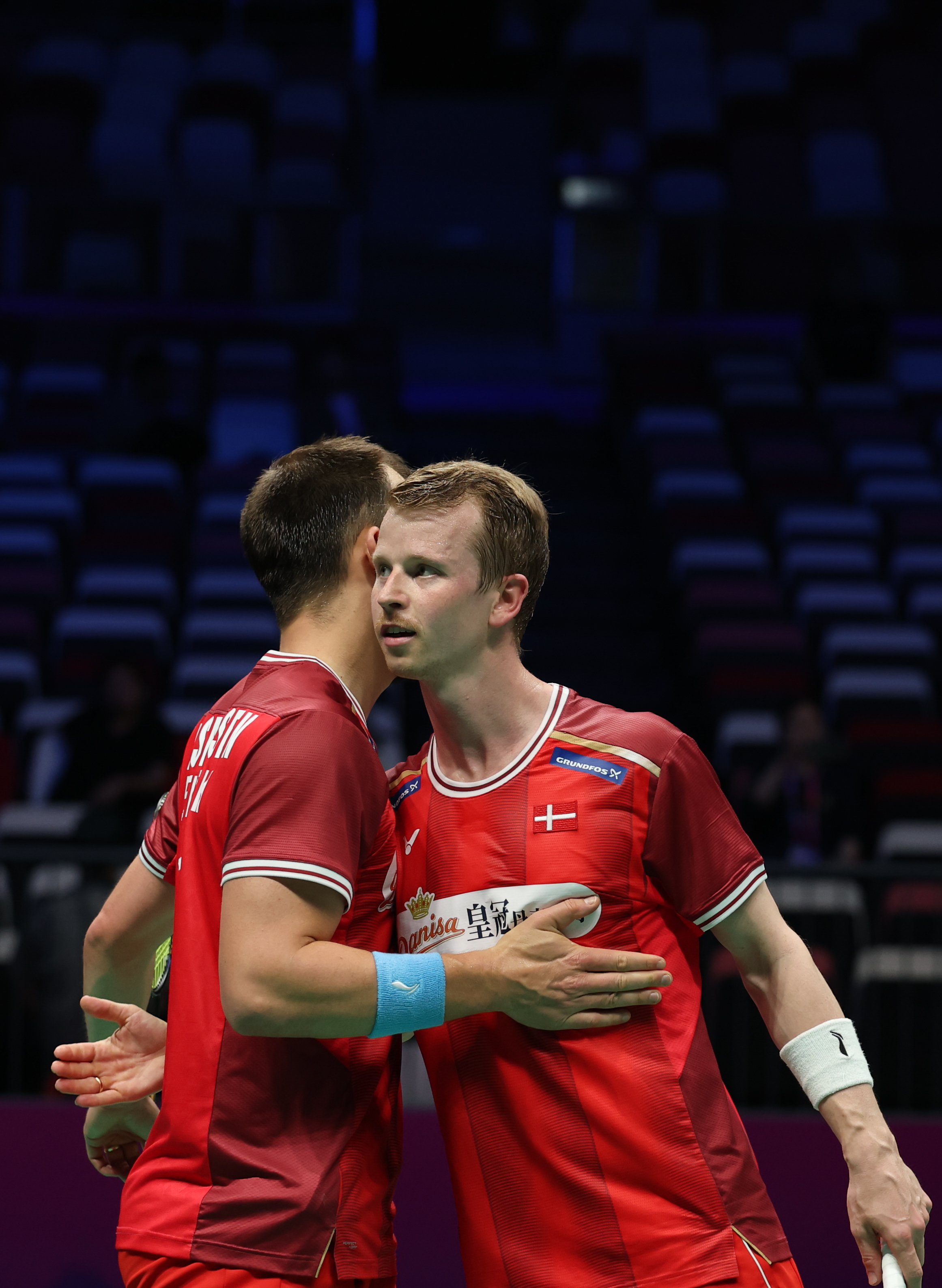 丹麦羽毛球队轻取法国羽毛球队，陶菲克送出助攻的简单介绍