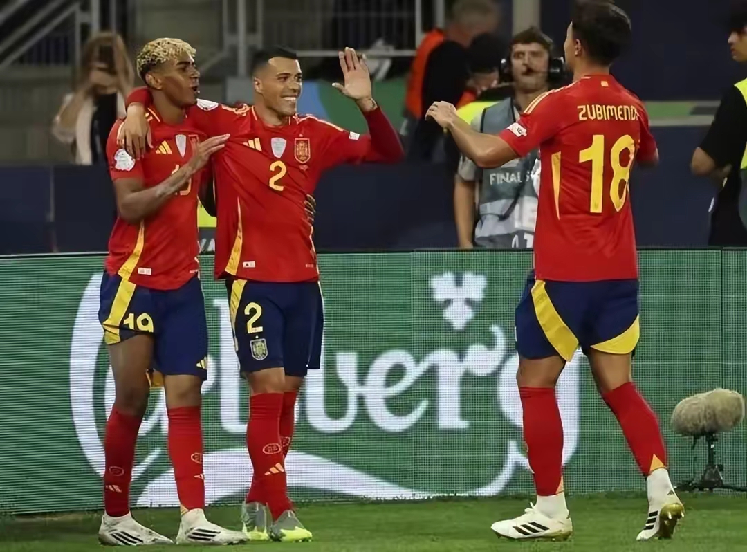 爱游戏大厅-奥地利队翻盘葡萄牙队，林高远带队取胜