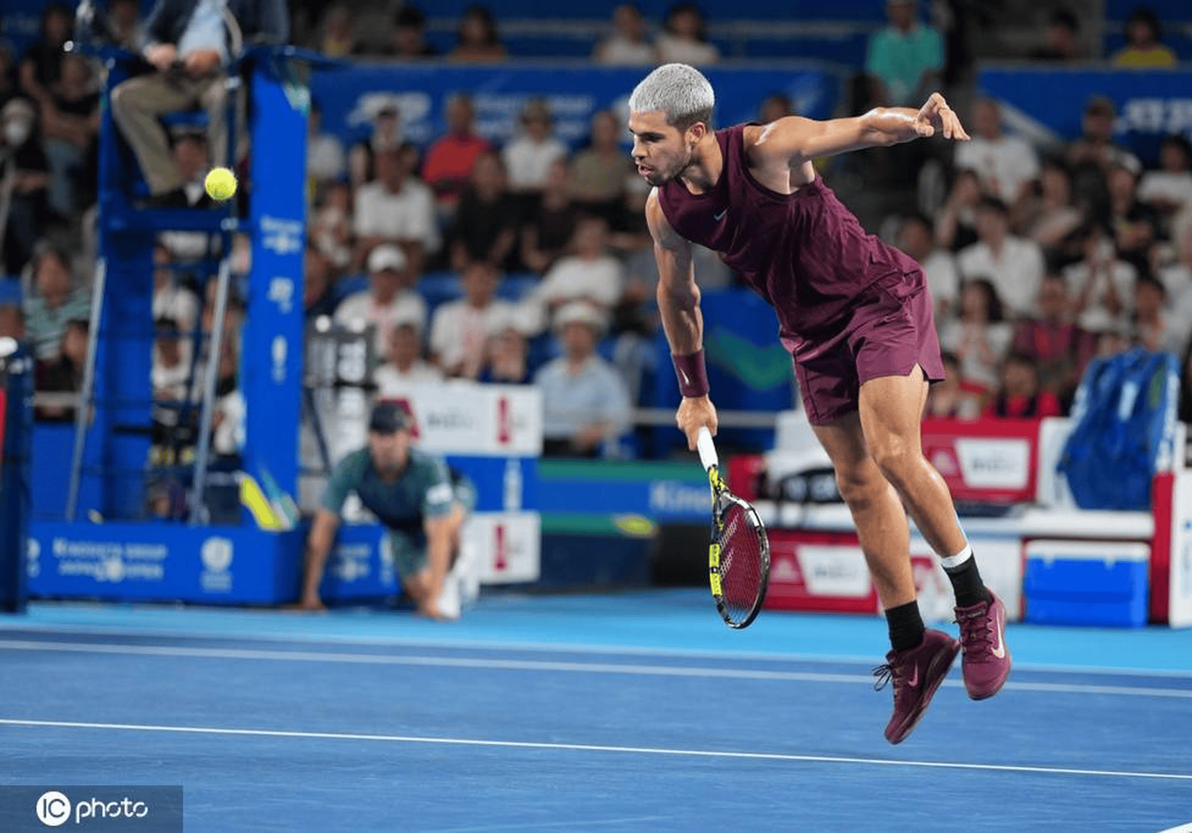 ATP总决赛逆转温网，鲁德统治全场