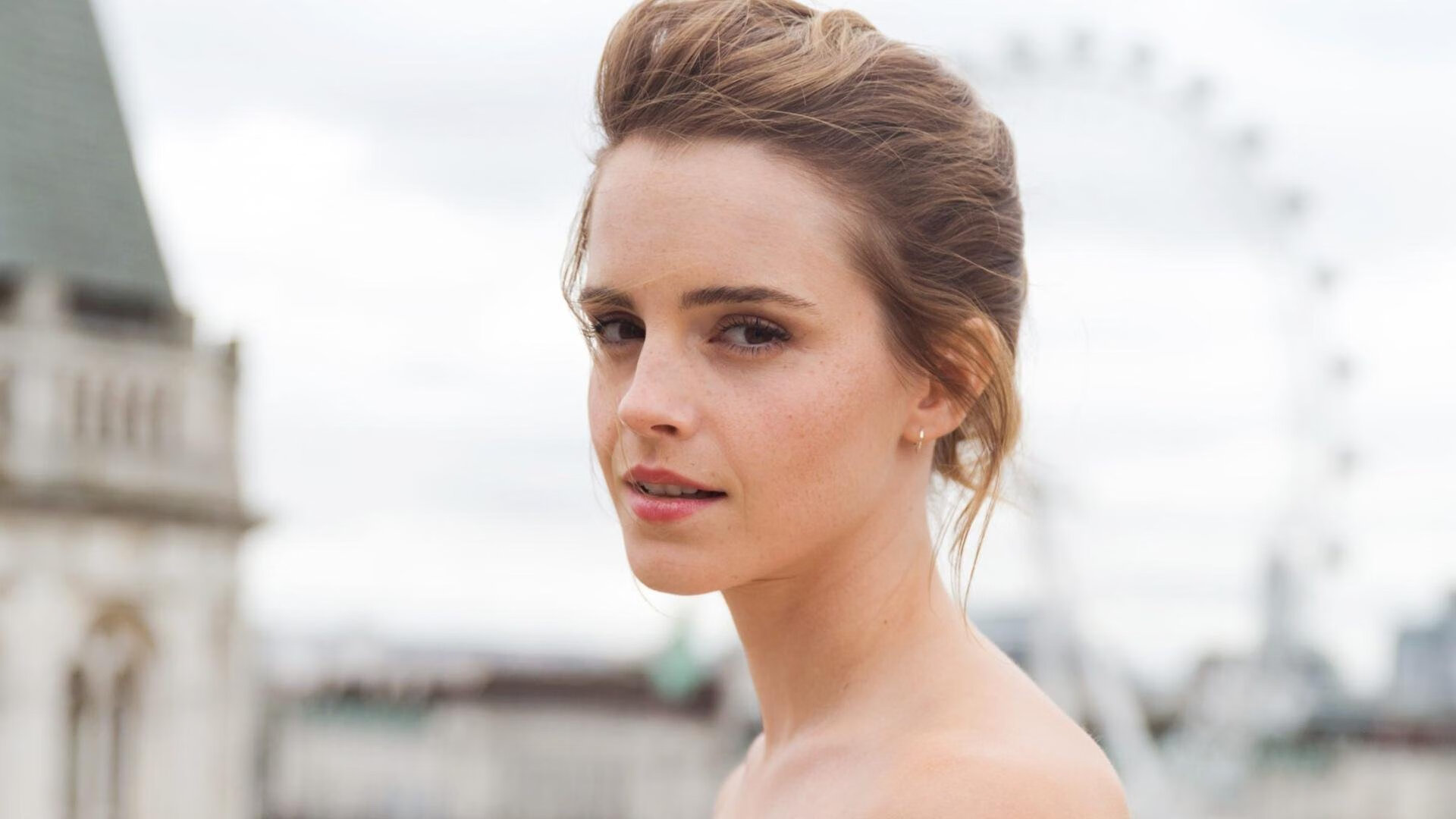 爱游戏官网-欧冠史诗对决，英格兰铁骑踏平皇马王朝