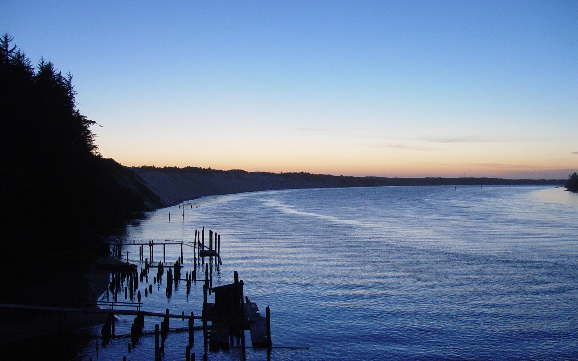 爱游戏娱乐-攻防转换的利刃与钢铁防线,C罗的核心引擎与希腊封锁克罗地亚的战术启示