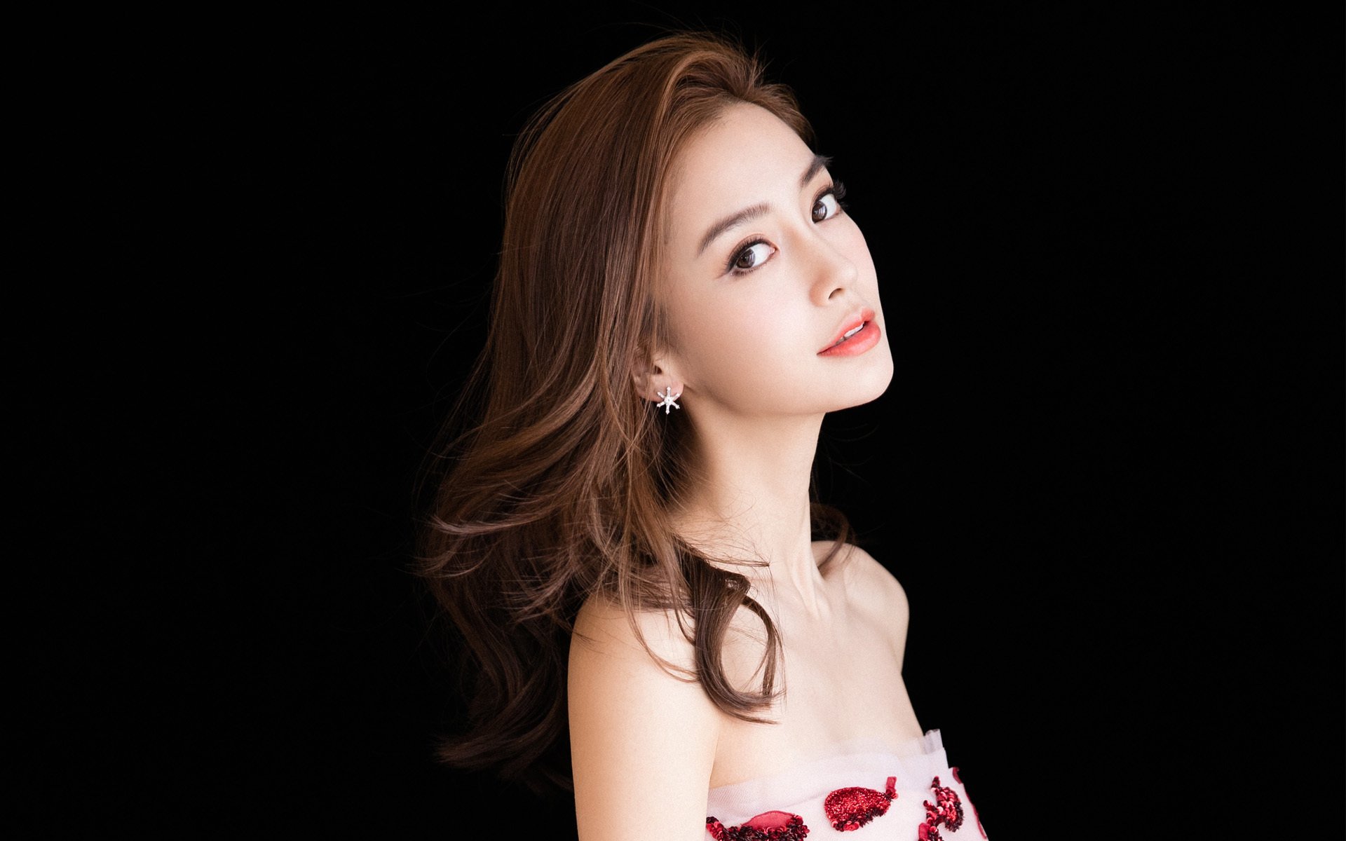 爱游戏在线-皮克的战术教案，卡塔尔对阵墨西哥的决胜棋局