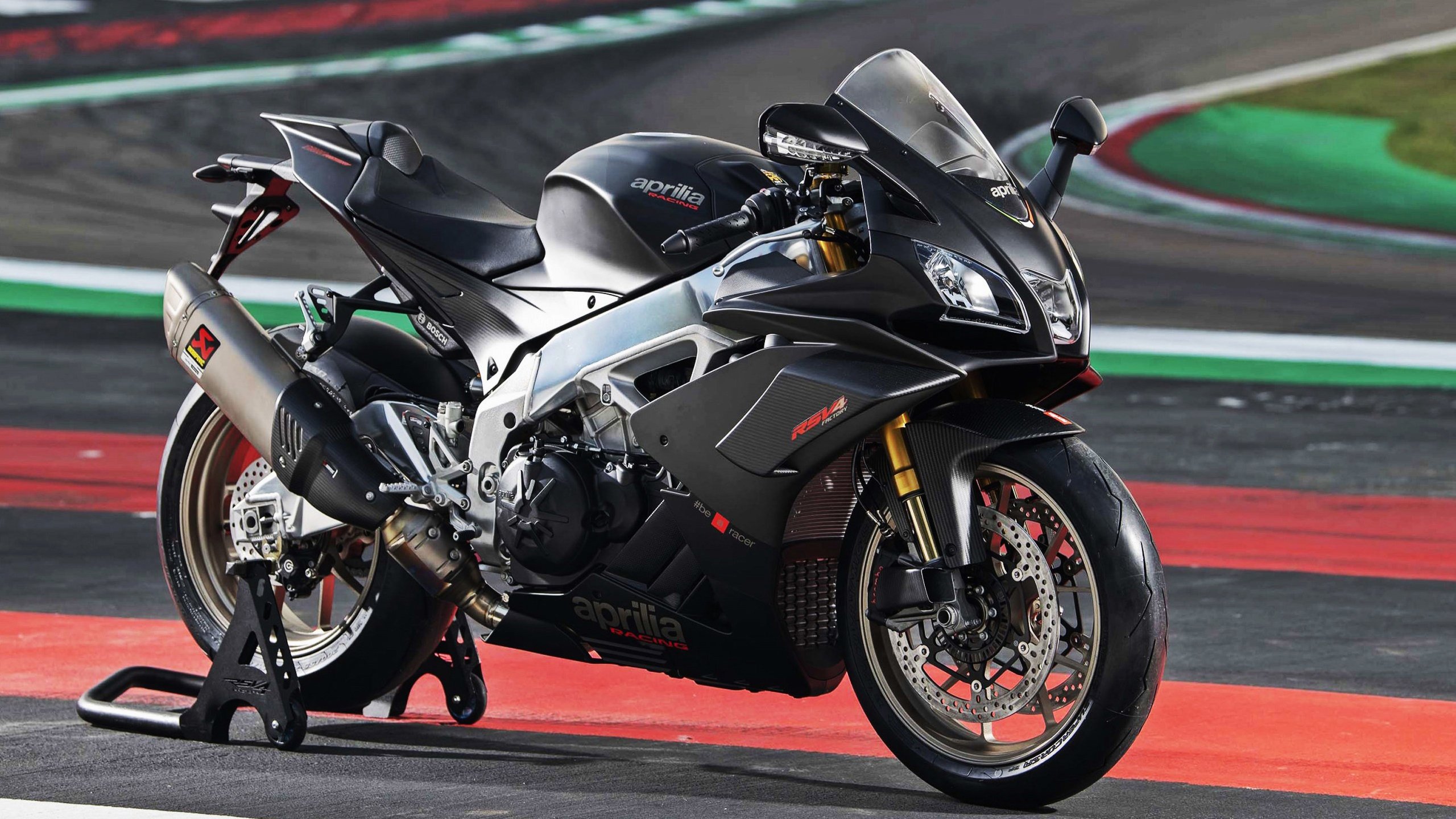 勇士三分暴雨淹没灰熊，西部排名争夺战再掀波澜