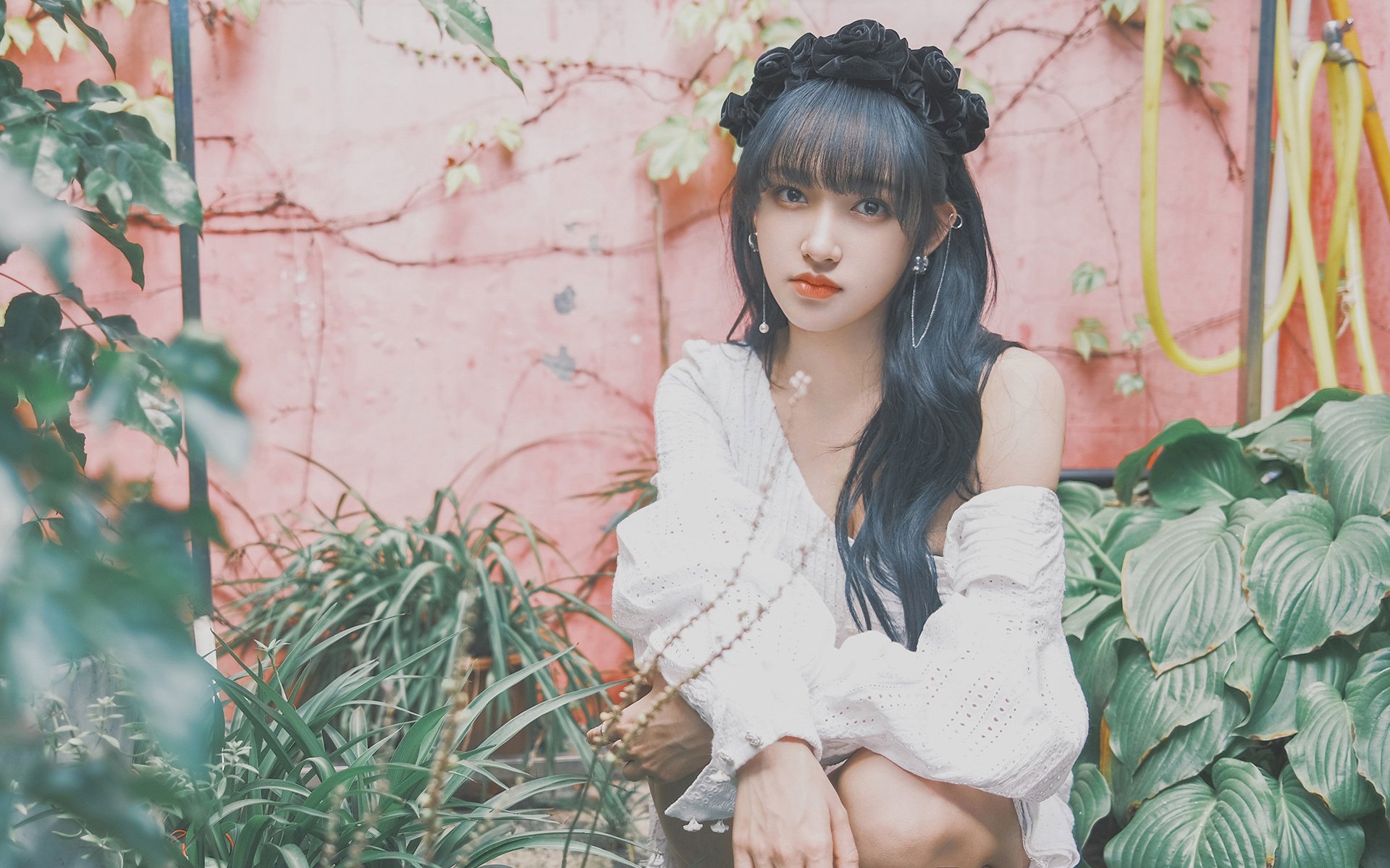 德甲争冠战高潮迭起,曼城欧战轻取奥地利显霸气